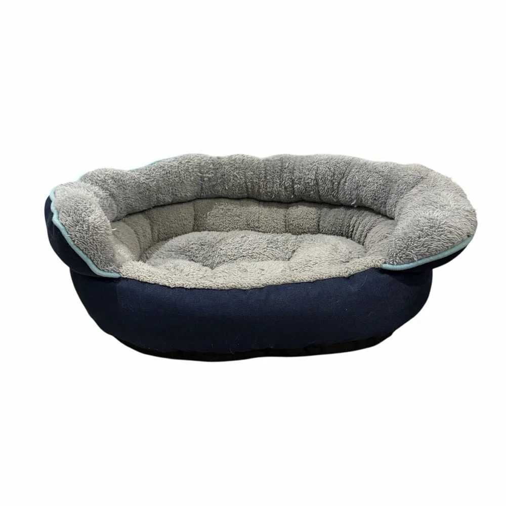 PureWags Navy & Gray 20 Inch Round Washable Cat Bed with Non-Slip Base